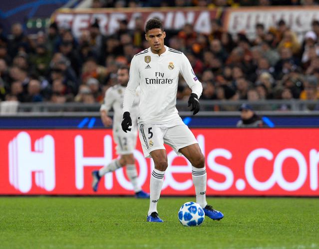 泰晤士:拉莫斯离开皇马 可能会影响曼联签瓦拉内 泰晤士:拉莫斯离开皇马 可能会影响曼联签瓦拉内